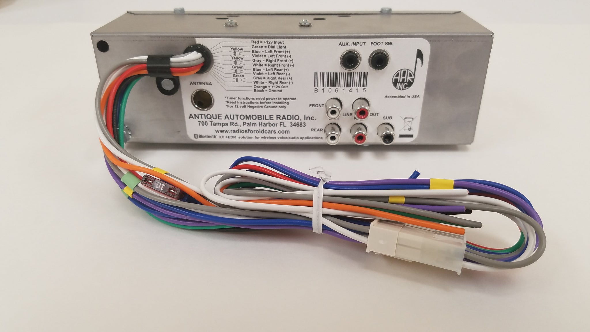 1955 Chevrolet Wonderbar AM FM Stereo Bluetooth Radio – Vintage