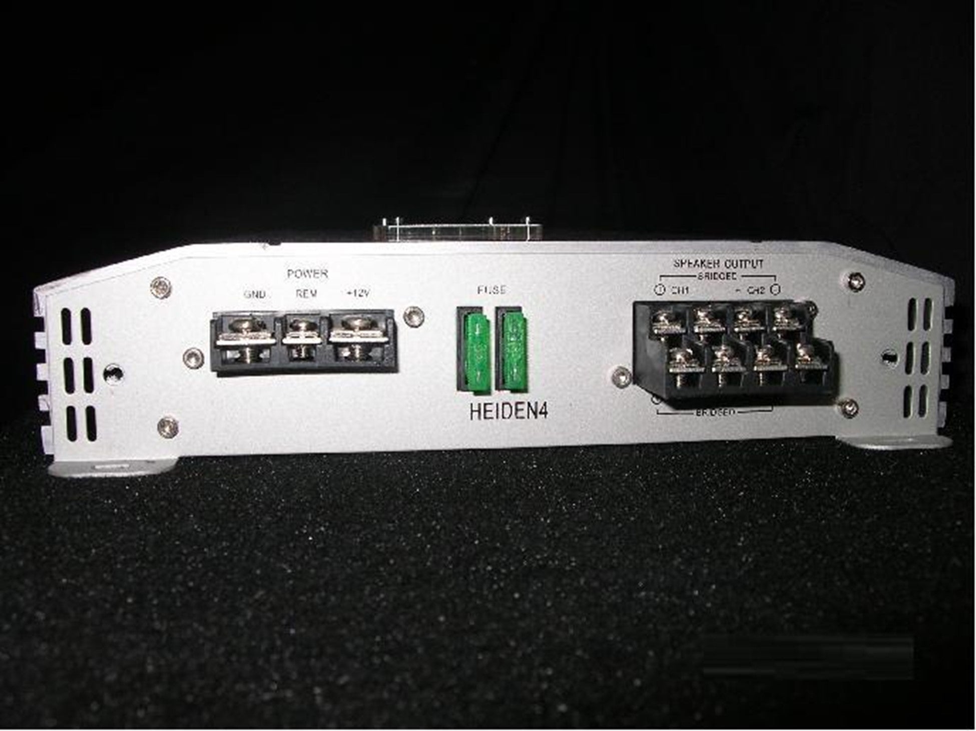 Decibel Technology Inc. Heiden 4 Power Amplifier – Vintage Auto Radio